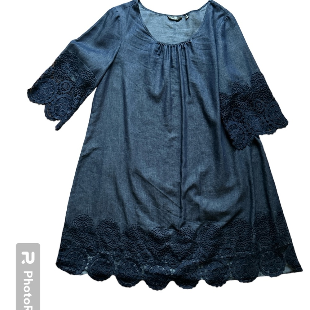 Embroidery lace 3/4 eyelet sleeve lightweight chambray relaxed fit dress